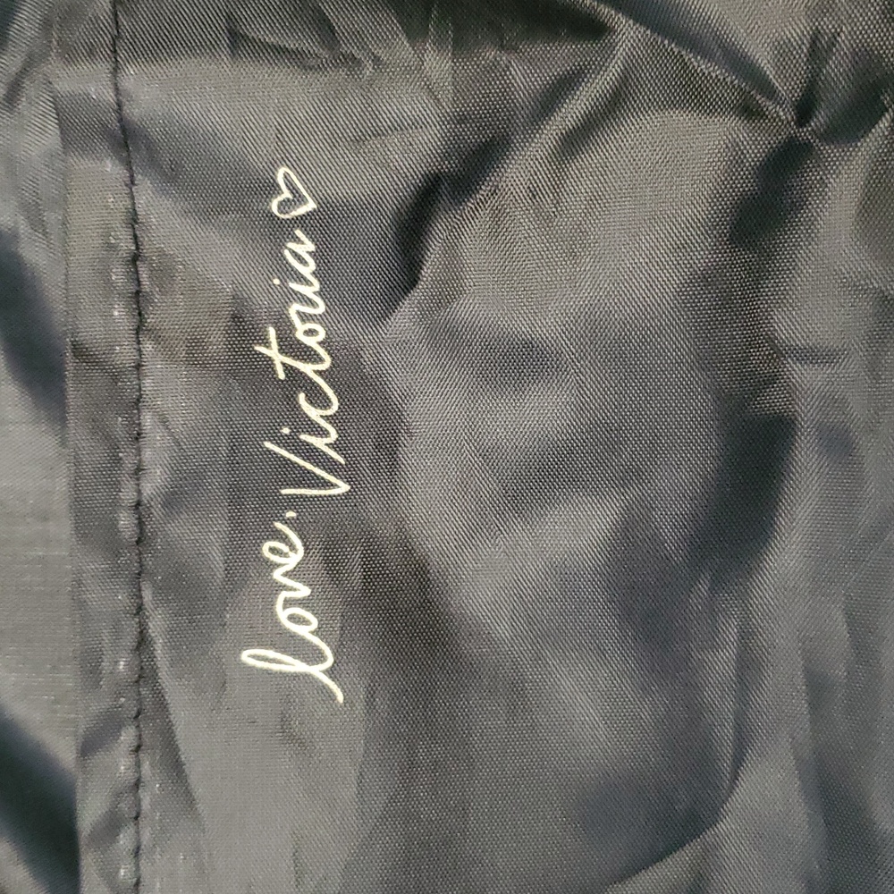 Victoria's Secret Love Collection Sequin Logo - Picture 7 of 8